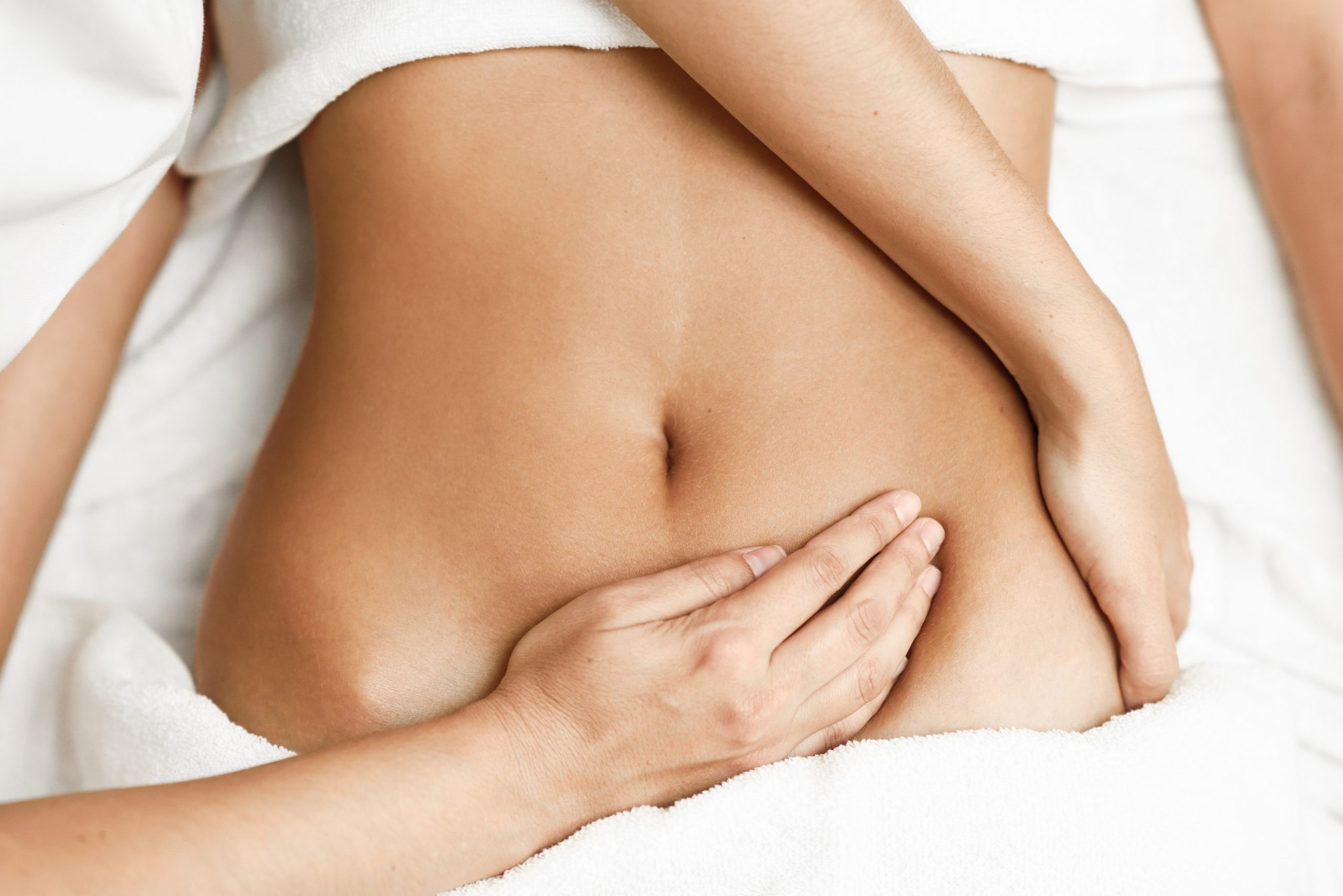 Elles racontent : le massage Chi Nei Tsang - SIMONE